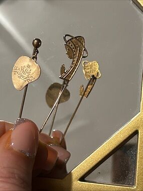 Gold Stick Pins Catholic Religious Christian - Vintage EUC (Lot of 2)